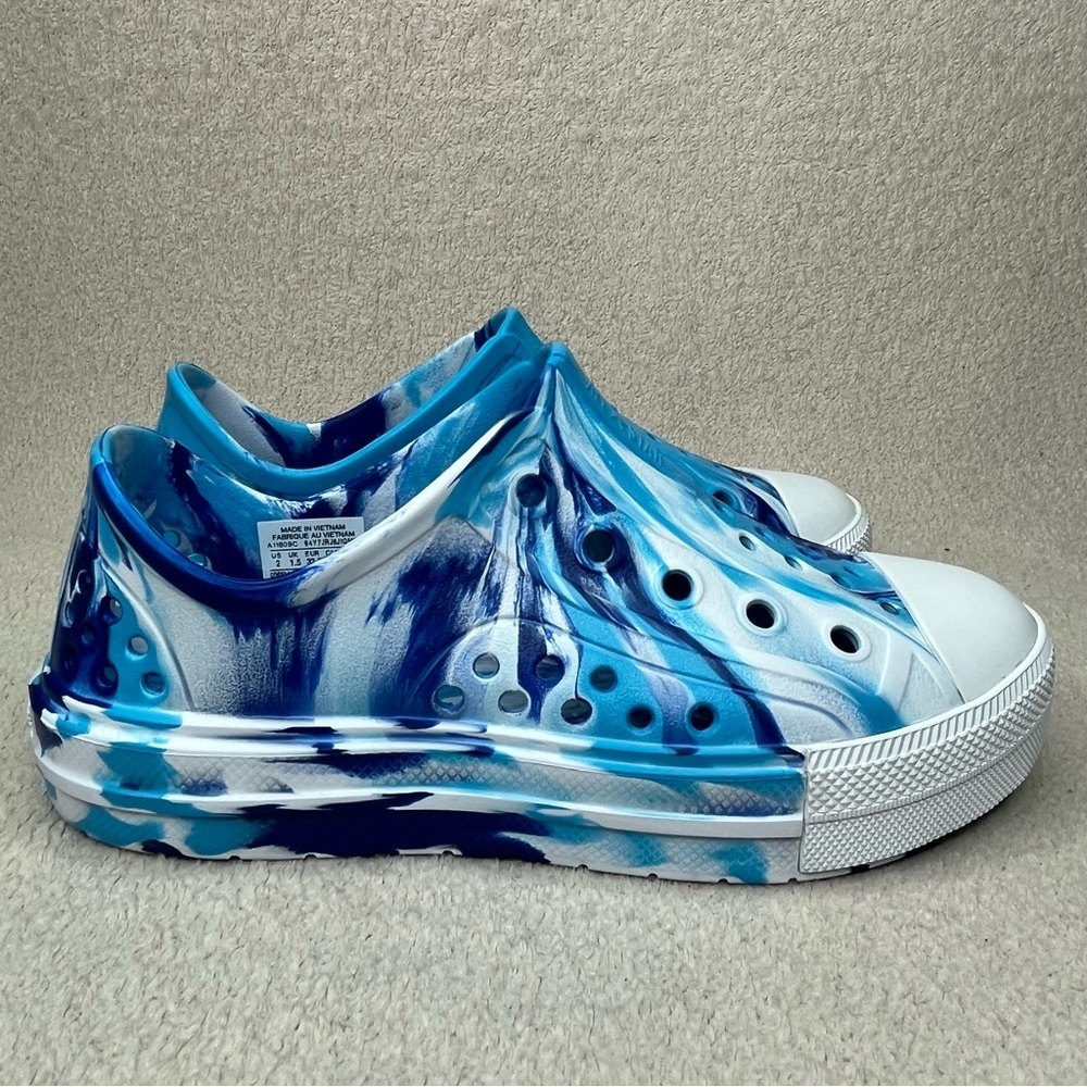 NEW Converse Chuck Taylor All Stars EVA Foam Slip On Sneaker Kids 2 Tie Dye Blue - Picture 5 of 9